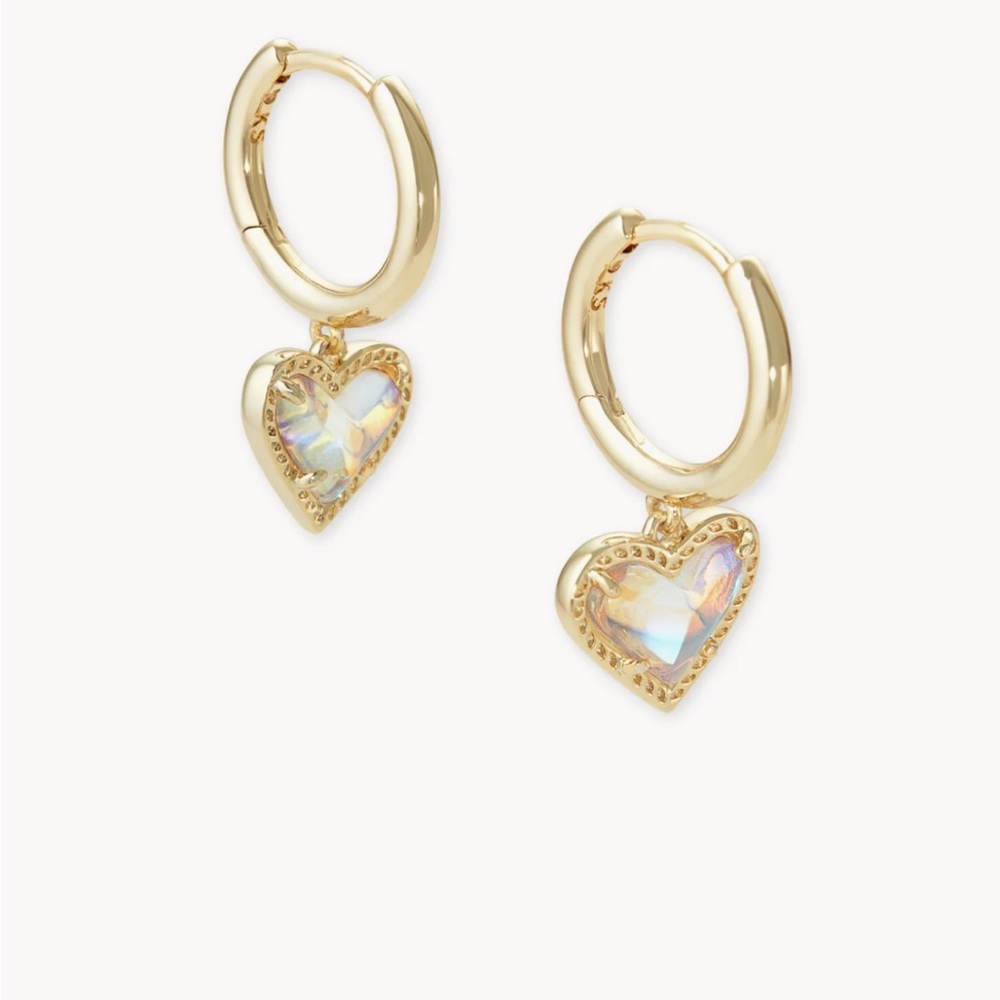Kendra Scott Ari Heart Gold Huggies in Dichroic Glass